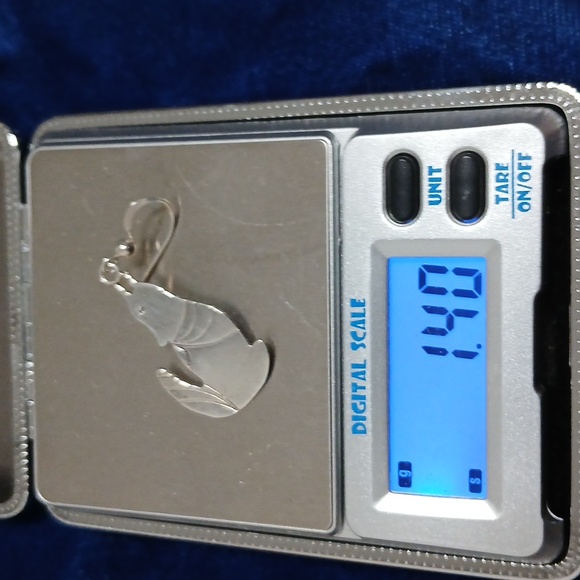 Wolf Cut Out Sterling Silver Dangle Earrings - Picture 5 of 11